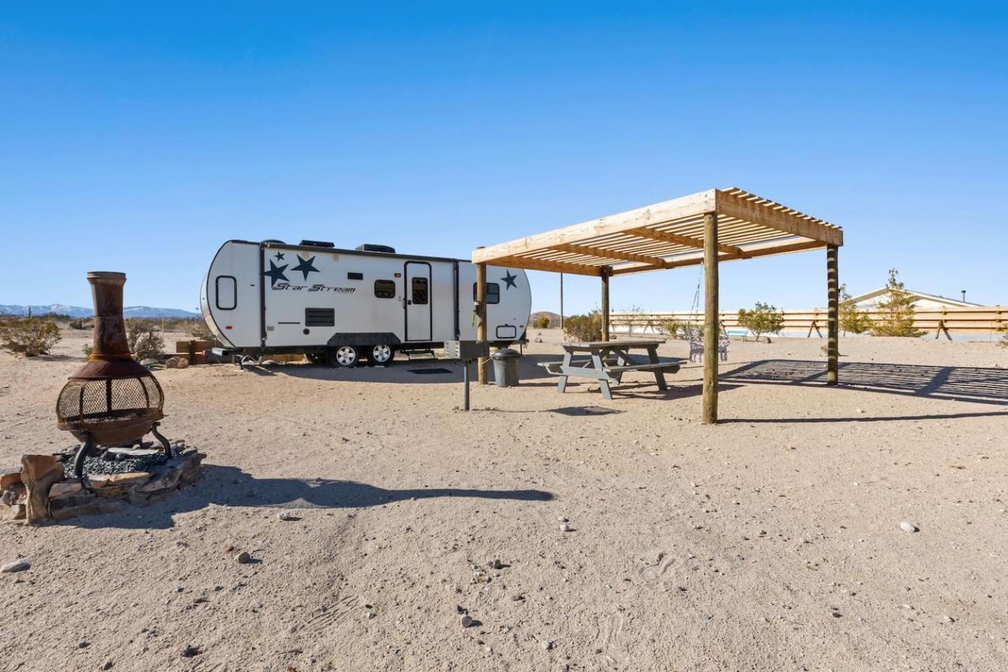 Jt Village Campground - Star Stream Joshua Tree Eksteriør bilde
